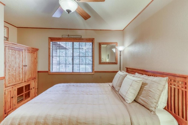 Upscale Exclusive image 19